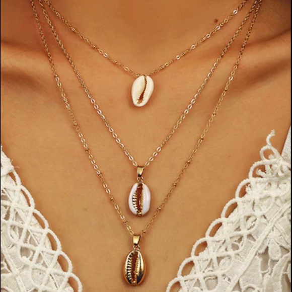 Free People Jewelry - LAST ONE Layered Cowrie Shell Necklace Set